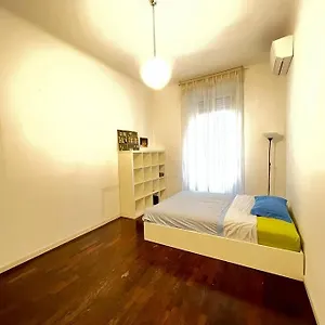 Appartamento Modern Pretty Near Isola Zone, Milano